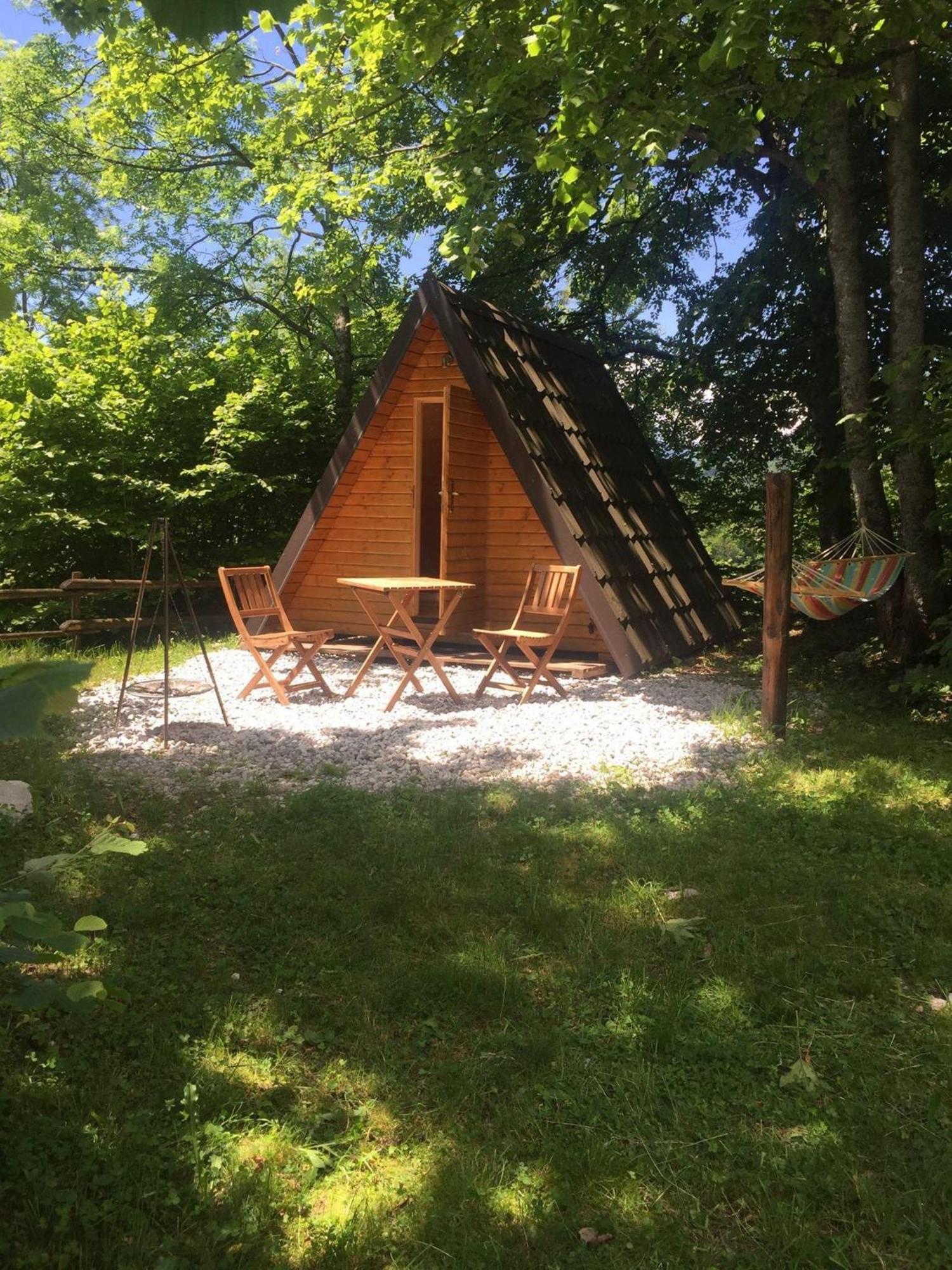 Glamping Krn Hotel Kobarid Ngoại thất bức ảnh